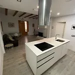 Amplio En Centro Historico Валенсия